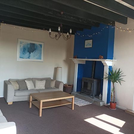La Petellerie, Maison De Campagne Avec Piscine Pour Un Sejour Detente Moyon Exterior foto